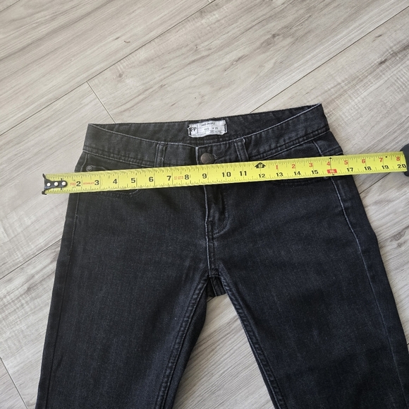 Free People  Skinny Jeans -Size 25w - Picture 6 of 8